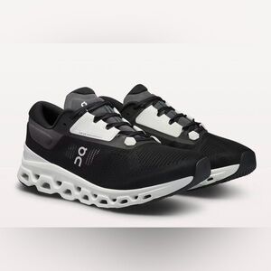 On Running CloudStratus Black Frost M US 11.5